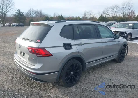 2020 Volkswagen Tiguan 2.0T Se/2.0T Se R-Line Black/2.0T Sel из США, поврежденный, VIN 3VV2B7AX1LM135305